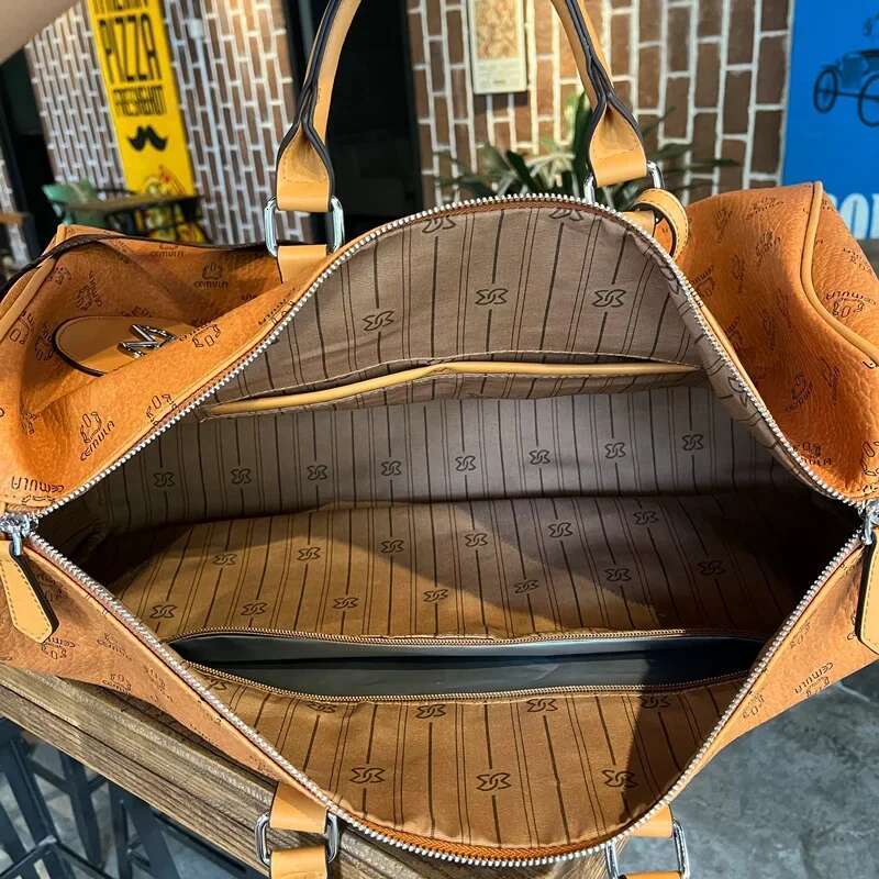 2025 New Designer Bag Fashion Crossbody Bag Men's Travel Large Capacity Luggage Bag Women's Shoulder Multi functional Women's Crossbody