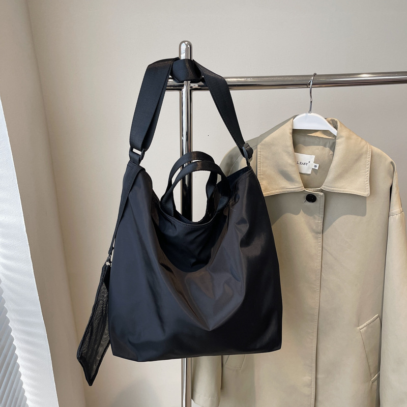 Large capacity nylon fashionable women's simple and versatile Oxford cloth tote bag, hand-held single shoulder crossbody bag