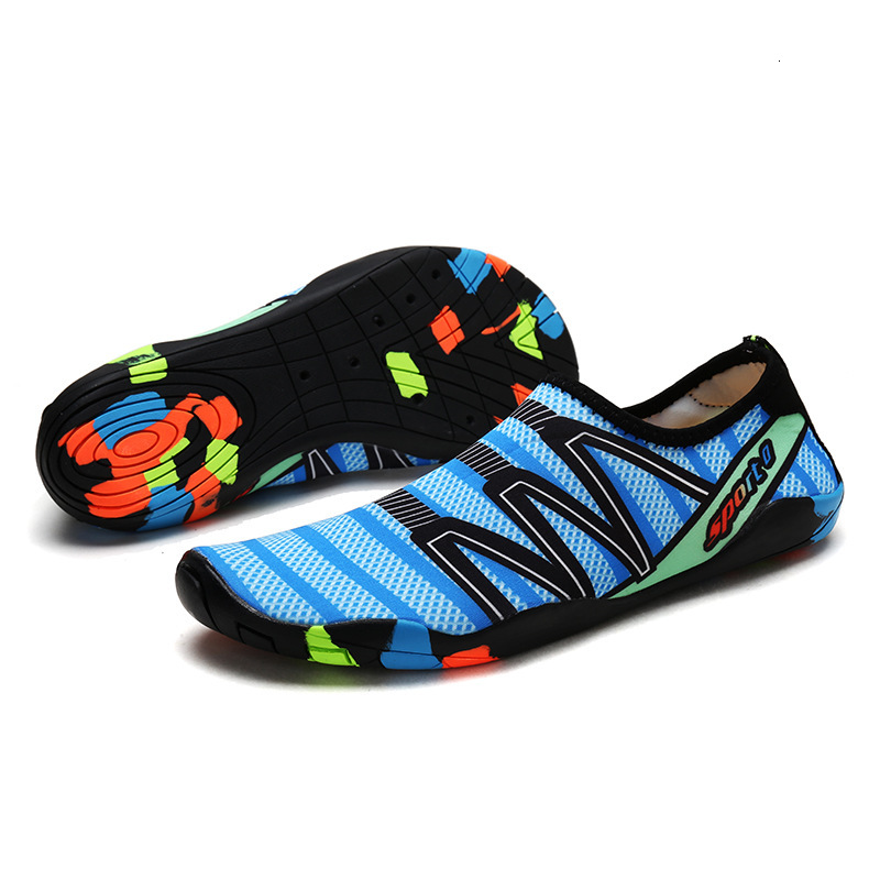 Fitness swimming and diving shoes, outdoor beach soft soled river seeking shoes, designer barefoot snorkeling and wading shoes