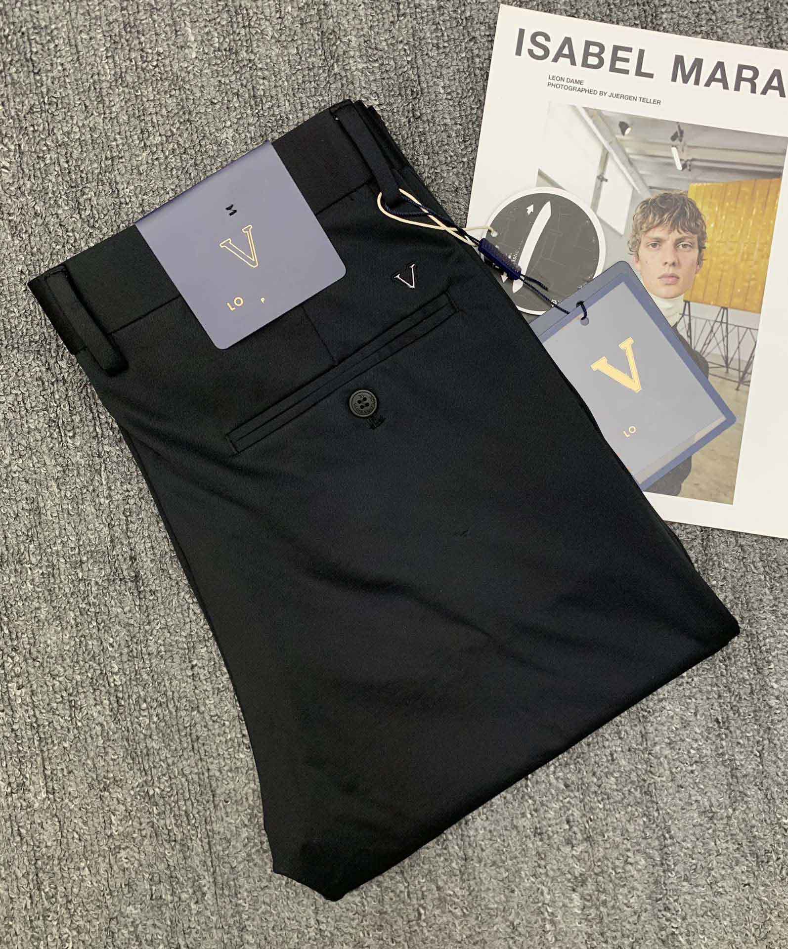 LLL Designer luxury Men's dress pants Business Pants Straight-leg pants Milk silk fabric Casual pants Fashion brand solid color leggings Black wholesale