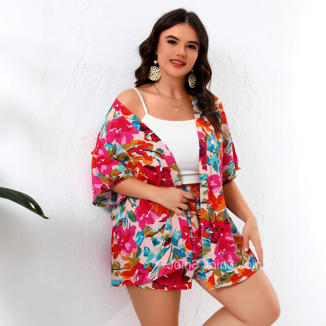 Large Size Womens Vacation Print Elegant Two-piece Shirt Short Sleeved Set