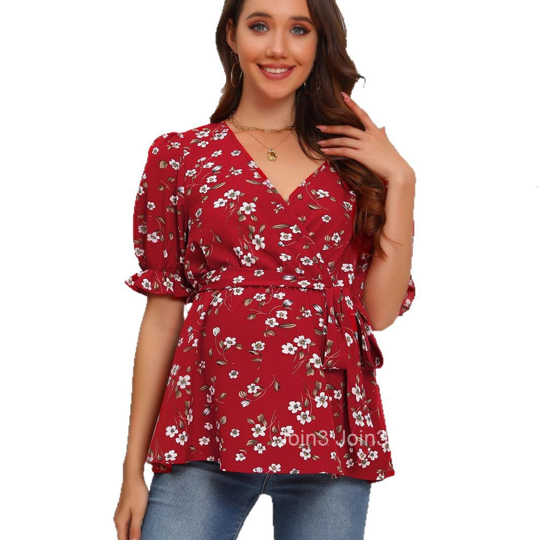 Pregnant Mother Cross Chest V-neck Waist Cinching Tied Up While Breastfeeding Wearing a Dress