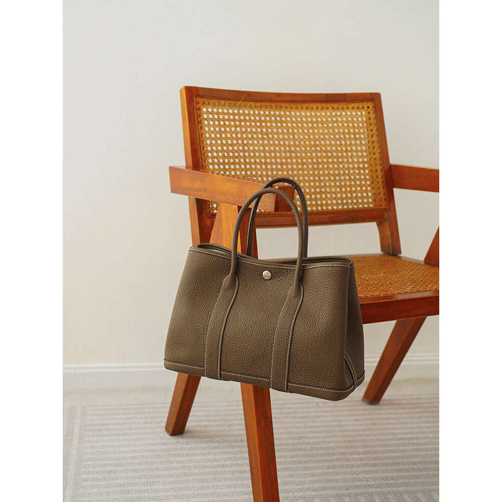 Tote Bag Craftsmanship New Garden Genuine Leather Cowhide Women S Single Shoulder Diagonal Cross Tote Versatile Handbag Shopping Bag KQ