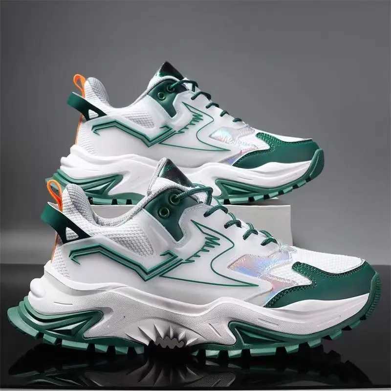 Men Sneakers Mens spring mesh breathable sports shoes fashionable and trendy running shoes wear-resistant mens shoes W250517