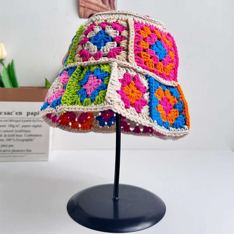 Handmade Crochet Bucket Hat Women Autumn Winter Flower Knit Beanies INS Korean Casual Beanies Panama Cap Fisherman Hat 250516