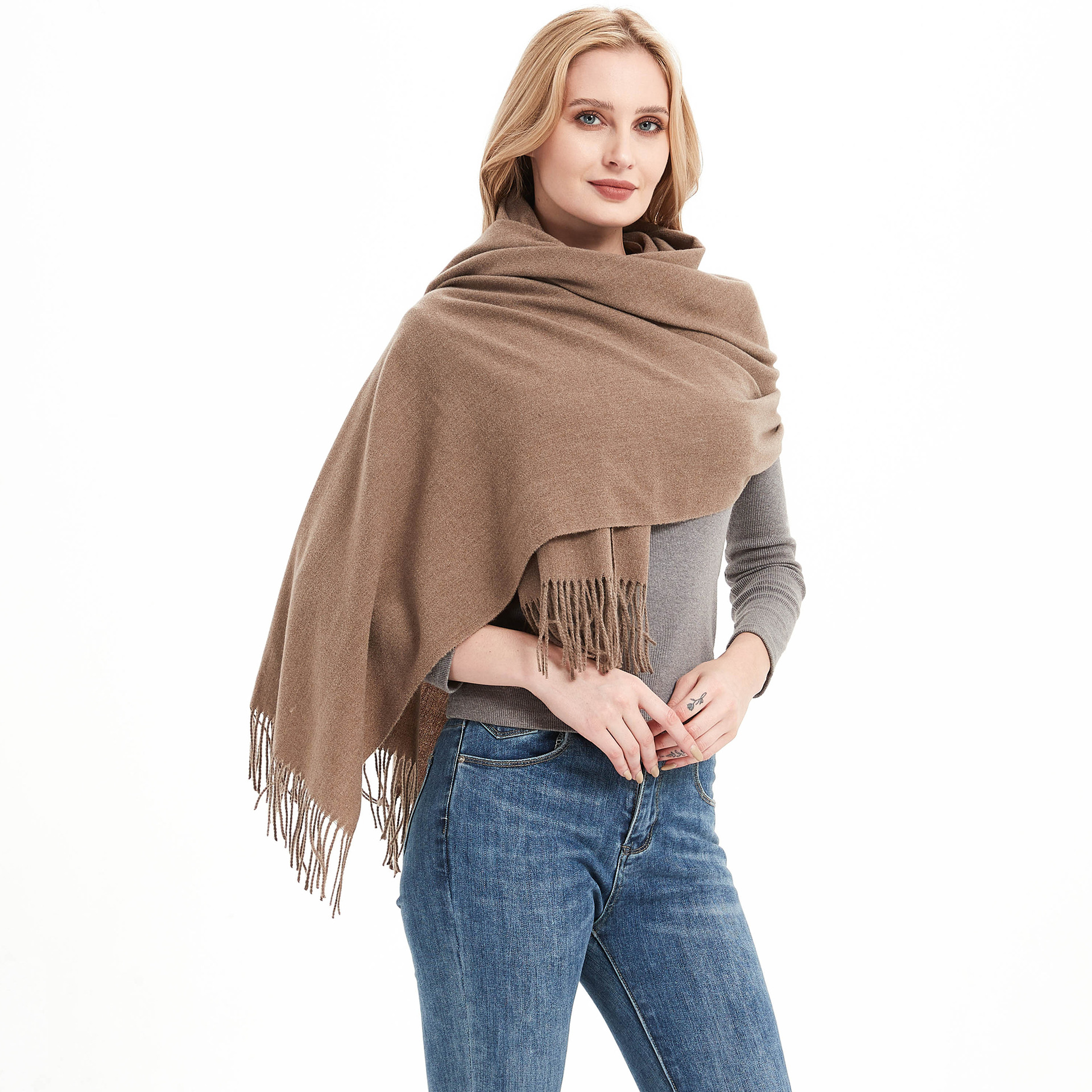 K745 Foreign trade European and American new autumn and winter scarf women's full polyester fringe solid color scarf shawl dual-purpose manufactu
