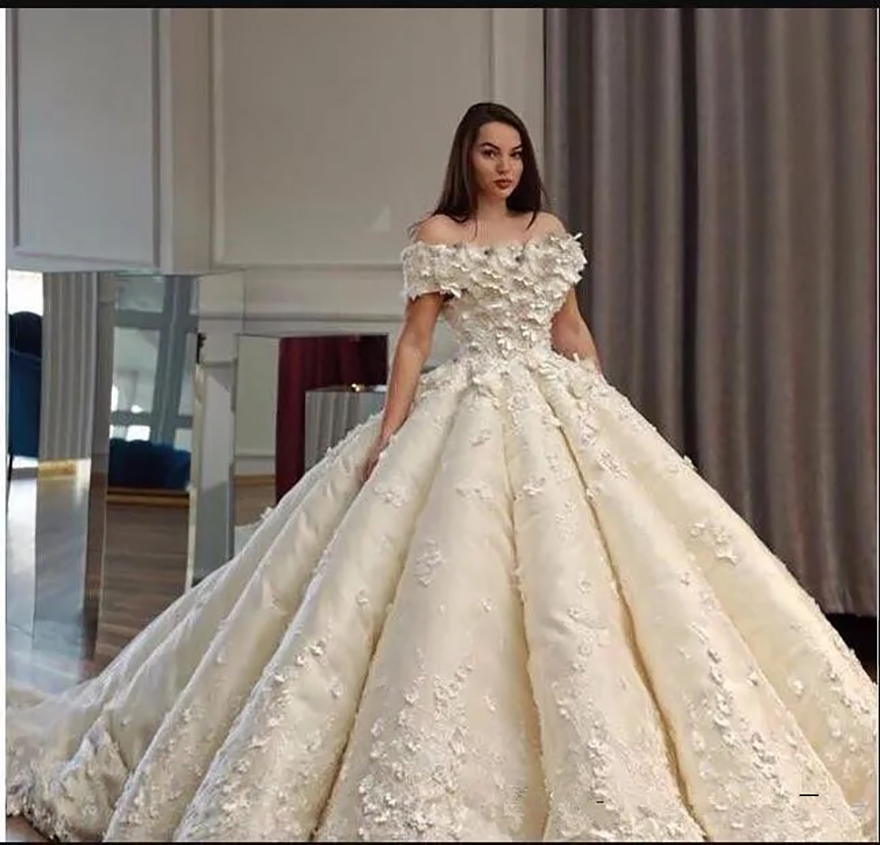 Luxury Ball Gown Wedding Dresses Off Shoulder 3d Appliqued Bridal Gowns With Cathedral Train Plus Size Dubai Arab Formal Wedding Dress Cus