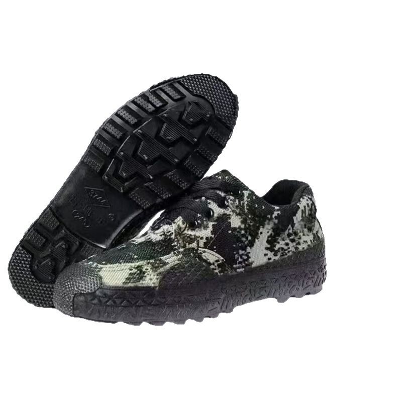 Snow King releases rubber sole camouflage training shoes, designed for mountaineering, anti slip, wear-resistant construction shoes, canvas