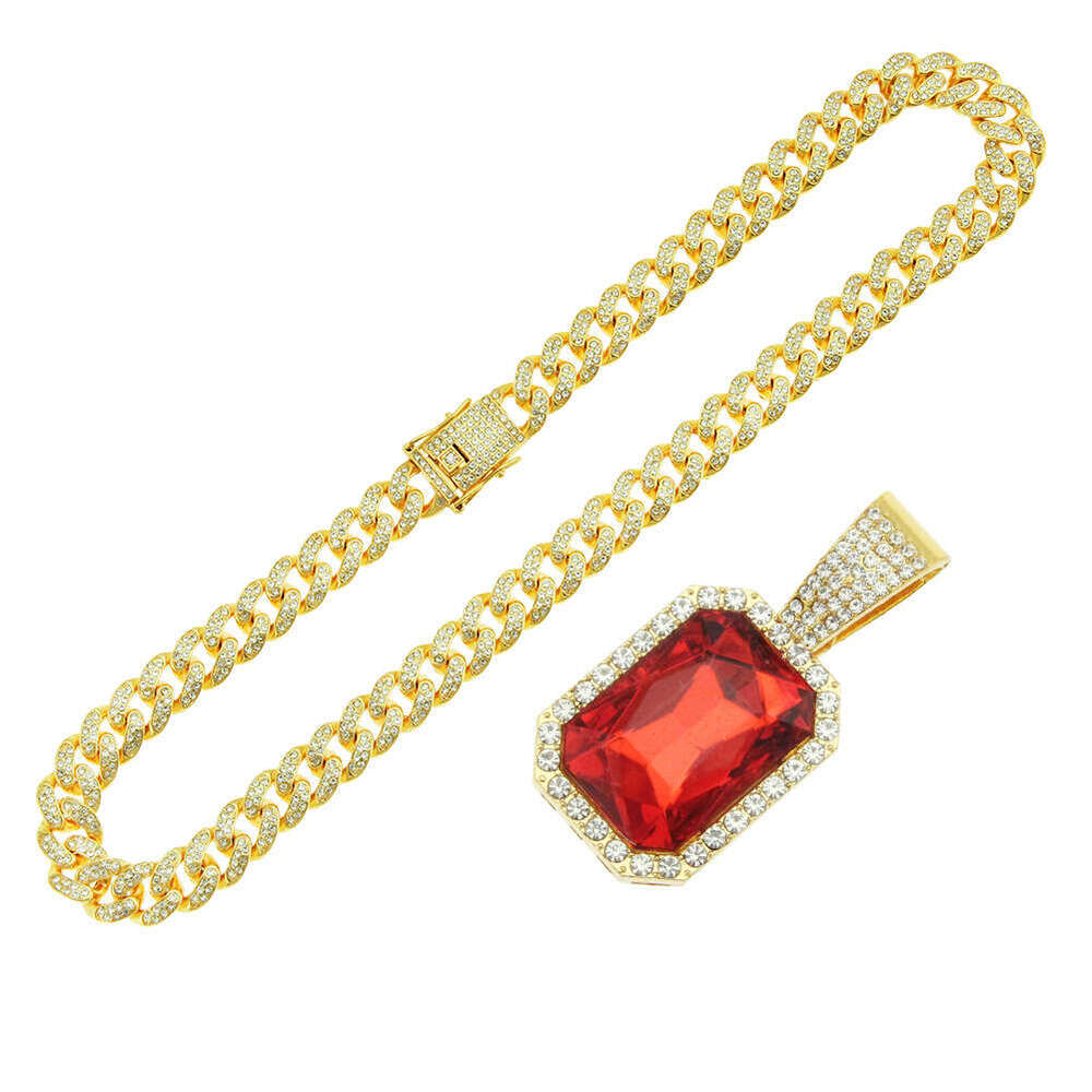 Unisex Hip hop Alloy Necklace with Ruby-Inspired Crystal Pendant Bold Cuban Link Chain for Men Women Edgy Street wear Jewelry