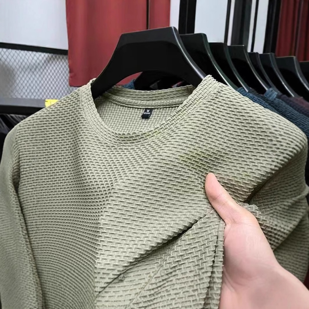 Ice silk t-shirt men's short sleeved 2025 summer new bamboo jacquard top cool, breathable, elastic base shirt versatile