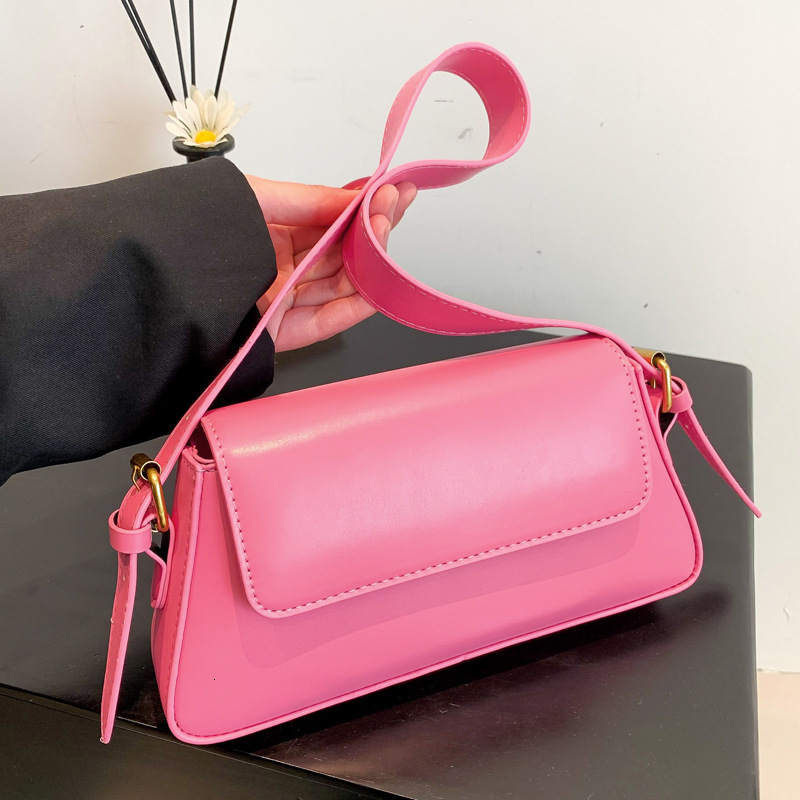 for Women 2023 Autumn/Winter New Fashionable Small Square This Year Popular Solid Color Single Shoulder Underarm Bag