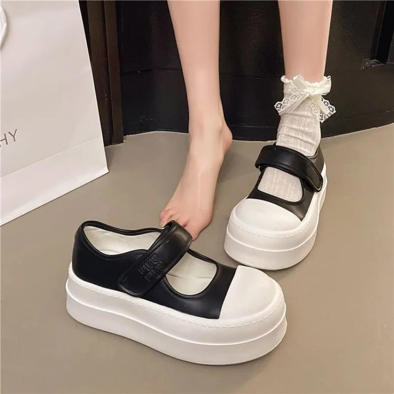 Uniform Canvas Shoes Female Hong Kong Taste Niche Retro Big Head Shoes College Style Student Womens Shoes 250515