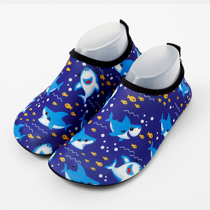 New anti slip soft soled children's beach shoes designer for outdoor water wading, stream tracking, indoor floor fitness, yoga shoes