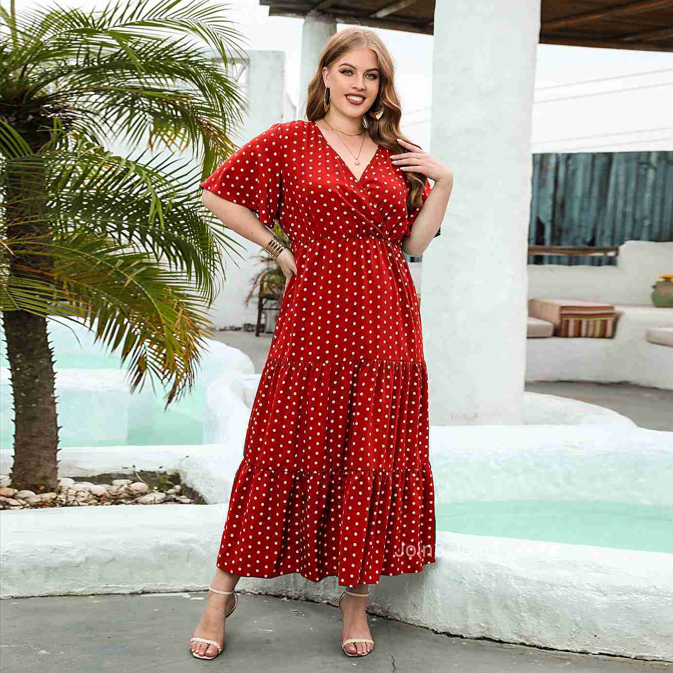 2025 Summer New Product Plus Size Womens Plus Size Polka Dot Casual Vacation Dress V-neck Elegant Large Swing Mid Length Skirt