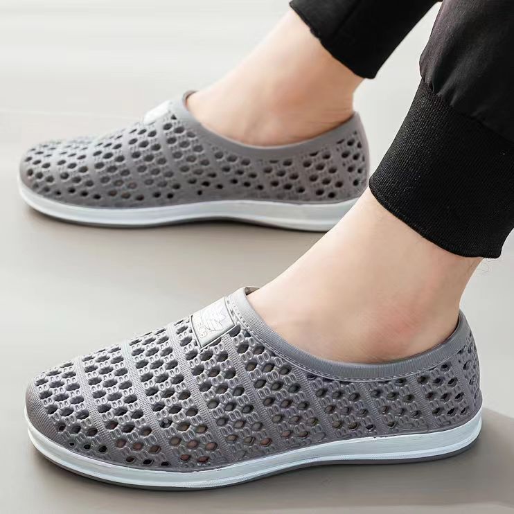 Package Beach Hole Parent Child Hollow Breathable River Tracking Shoes Designer Casual Trendy Sandals Summer Men's Sandals