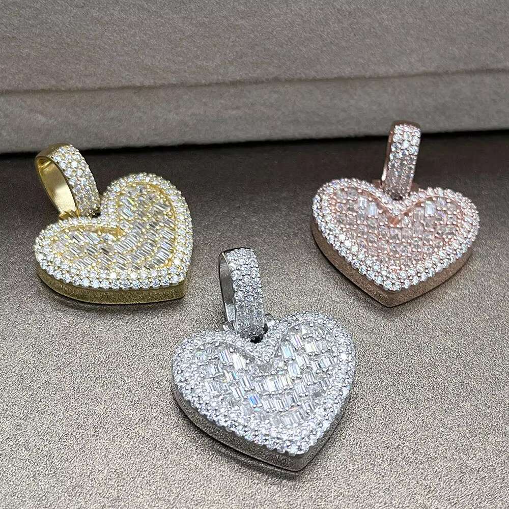 925 Sterling Silver Iced Out Moissanite Jewelry Vvs1 Diamond Moissanite Pendant Necklaces for Men Women