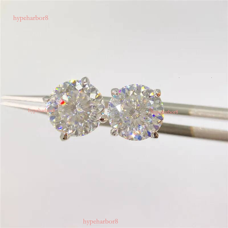 America And European Fashion Sterling Sier Gold Plated Bling Moissanite Dia Round Studs Earrings Nice Jewelry Gift