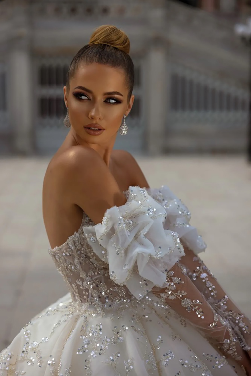 Stunning Beading sequined Pearls Sweetheart Ball Gown Wedding Dress Delicate Appliques Lace Off Shoulder Puff Sleeves Bridal Gowns 2025