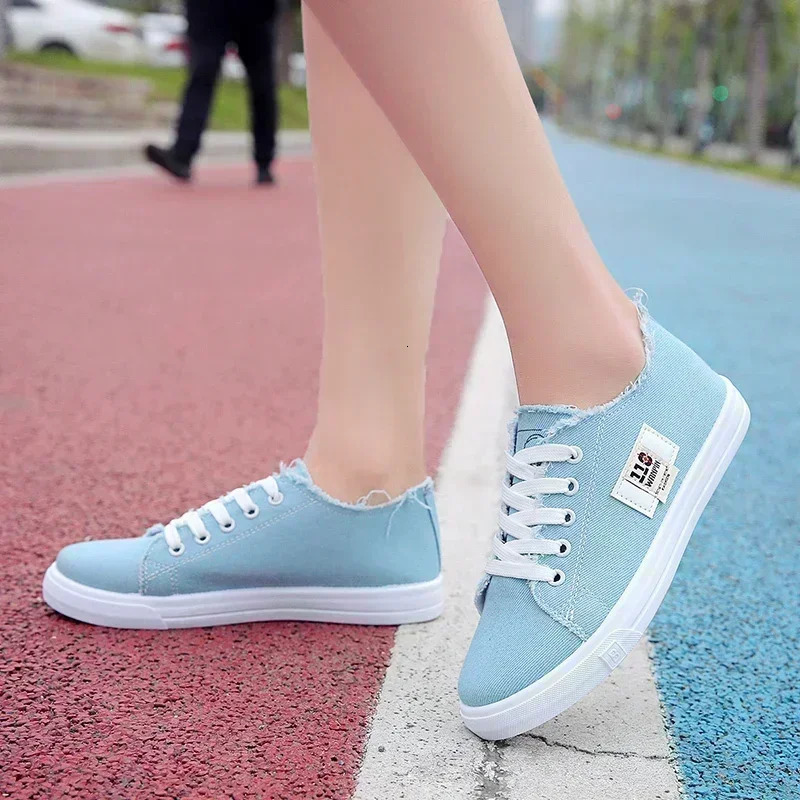 Spring Style Comfortable Casual Flat White Shoes Canvas Low-top Cross-strap Lightweight Sports Shoes for Women 250515