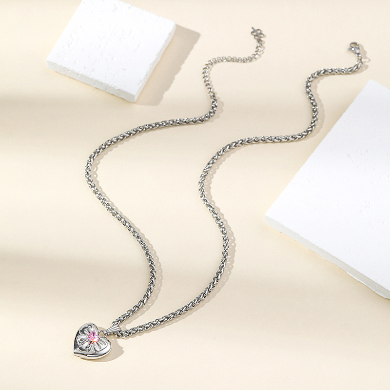 Pink heart-shaped necklace, multi-layer titanium steel devil's eye collarbone chain, colorful stone necklace