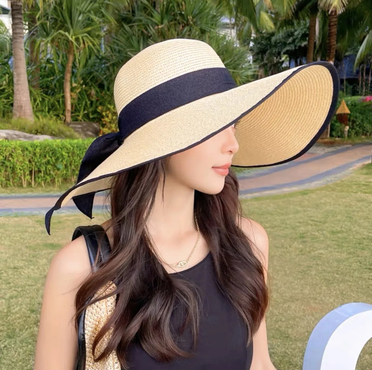 The straw hat womans summer widebrimmed sunprotective beach a versatile sun for outings 250517