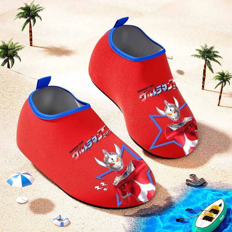 Children's beach new style boys and girls swimming in the sea tight shoes socks designer fashionable daily river crossing sandals