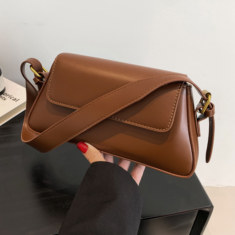 for Women 2023 Autumn/Winter New Fashionable Small Square This Year Popular Solid Color Single Shoulder Underarm Bag