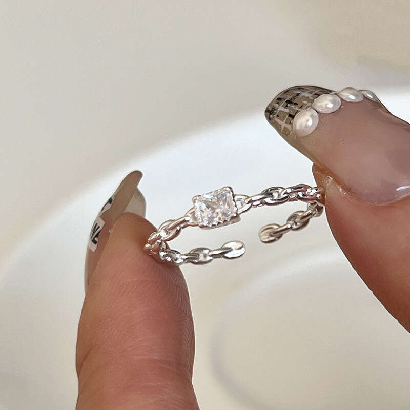 New Korean pure silver with that won't fade for women, featuring niche Instagram style and a high-end feel. The ring has an adjustable opening