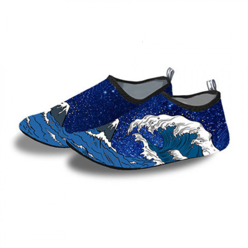 Beach men and women barefoot wading soft shoes designer children snorkeling swimming diving beach upstream sock chain