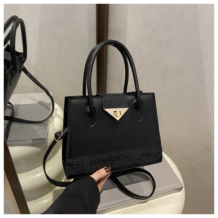 New lock buckle fashionable splicing texture 2025 women's large capacity simple and stylish single shoulder diagonal cross hand-held small square