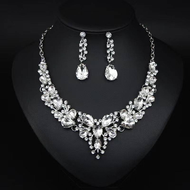 Sophisticated Rhinestone Bridal Accessory Ensemble: Classic Teardrop Necklace/Ear Piercing Pair