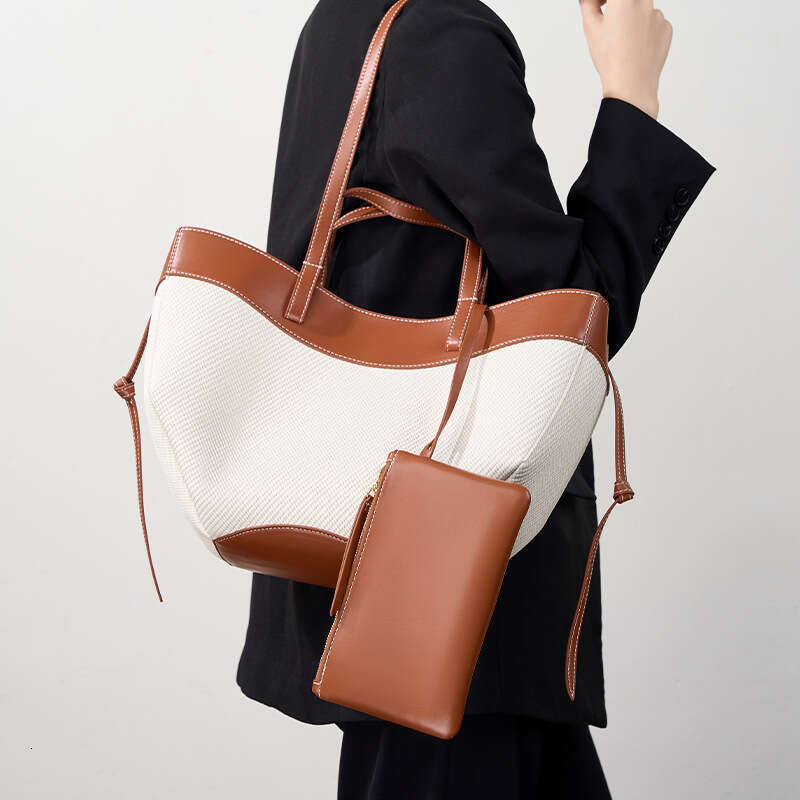 New Women Handbag Shoulder Bag designer Tote Bag Large Capacity High-End Sensory Niche Light Luxury