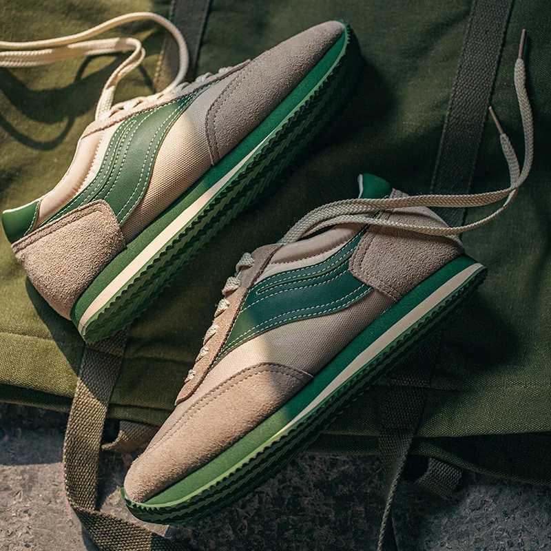 Made New Green Casual Color-Block Running Shoes Mens Low-Top Lace-up Retro Jogging Shoes Breathable Vintage Street Shoes W250517