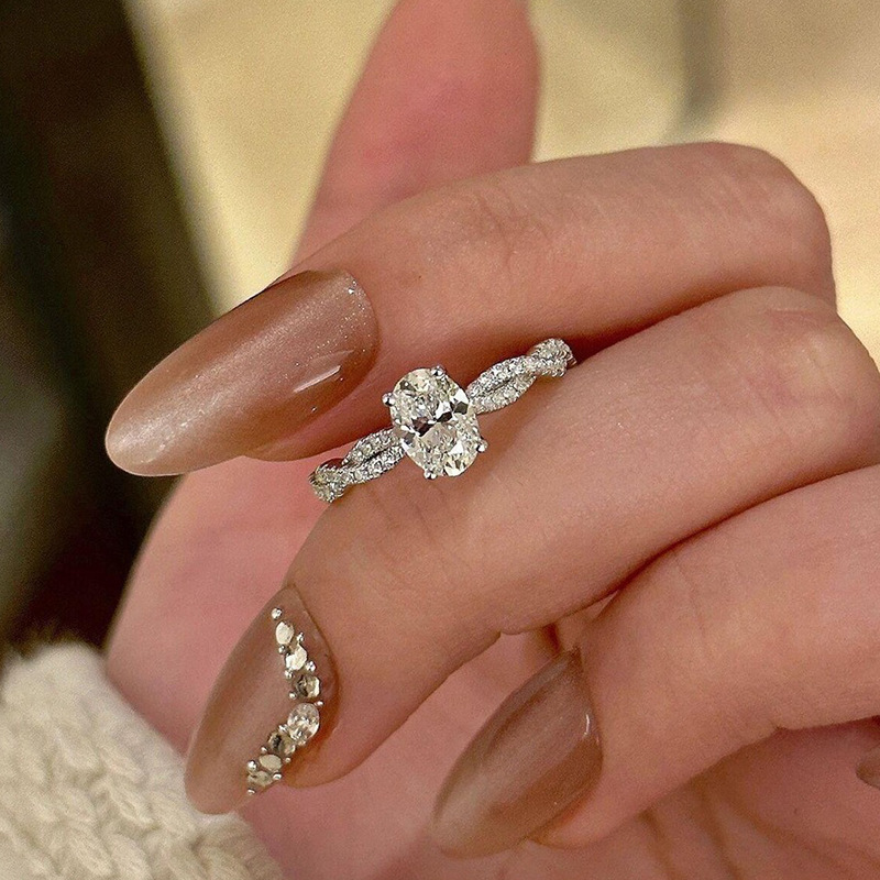 2025 Top Sell Luxury Jewelry Real 100% 925 Sterling Silver Oval Cut White Lab Moissanite Diamond Gemstones Party Eternity Women Wedding Bride Cross Ri