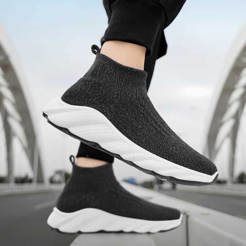 Knitting Socks Sport Shoes Men Breathable High Top Mens Running Shoes Platform Light Sneakers Man Trainers mens shoes W250517