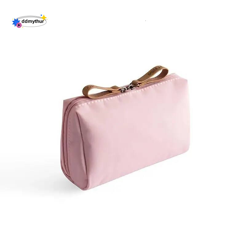 Single lipstick storage bag-zipper travel cosmetic bag,Small clutch bag, suitable for carrying around, lightweight bag ddmythur