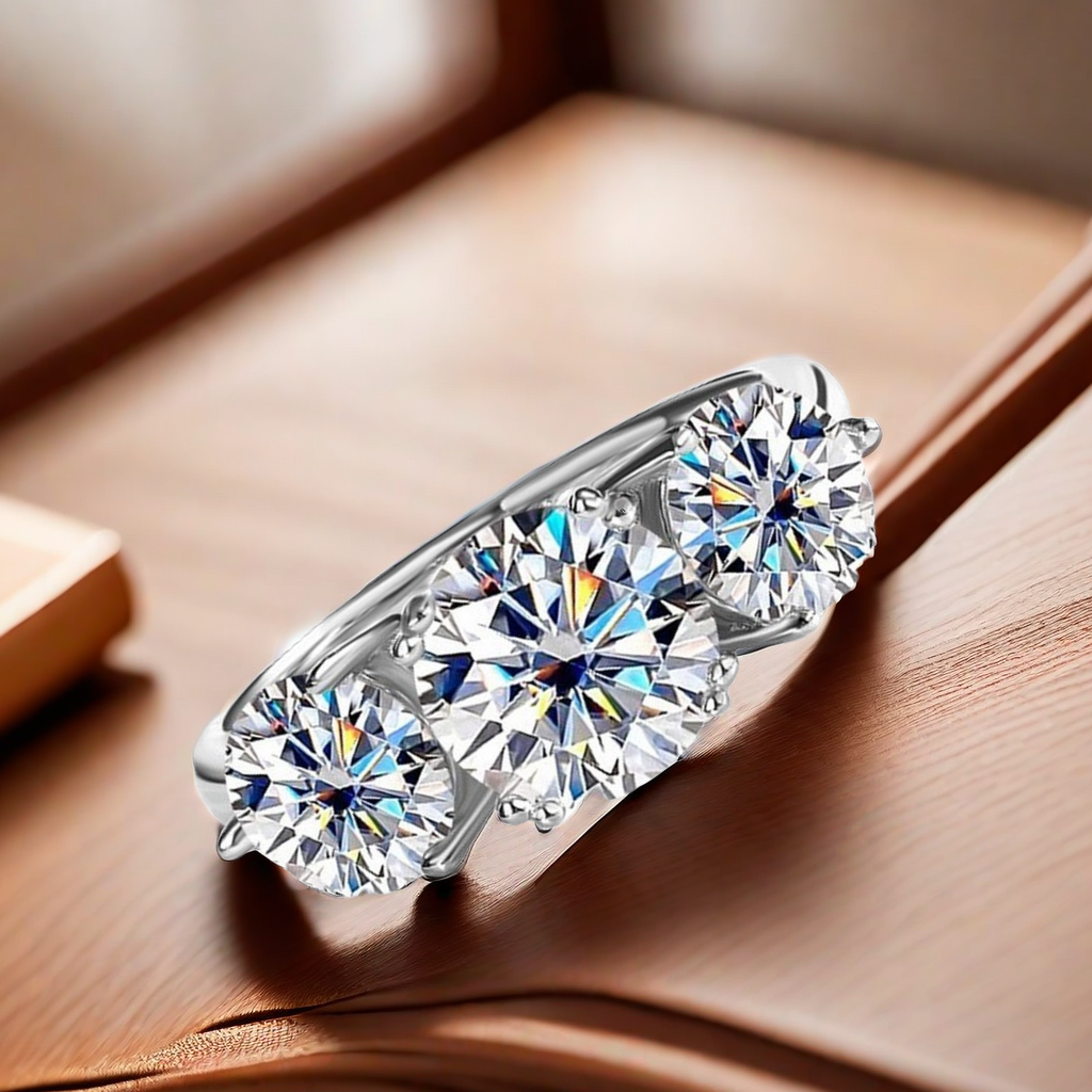 D-color VVS1 4CT Moissanite band Ring, S925 sterling silver Tricolor Lucky God ring, unique and high-end, light luxury and fashionable band ring