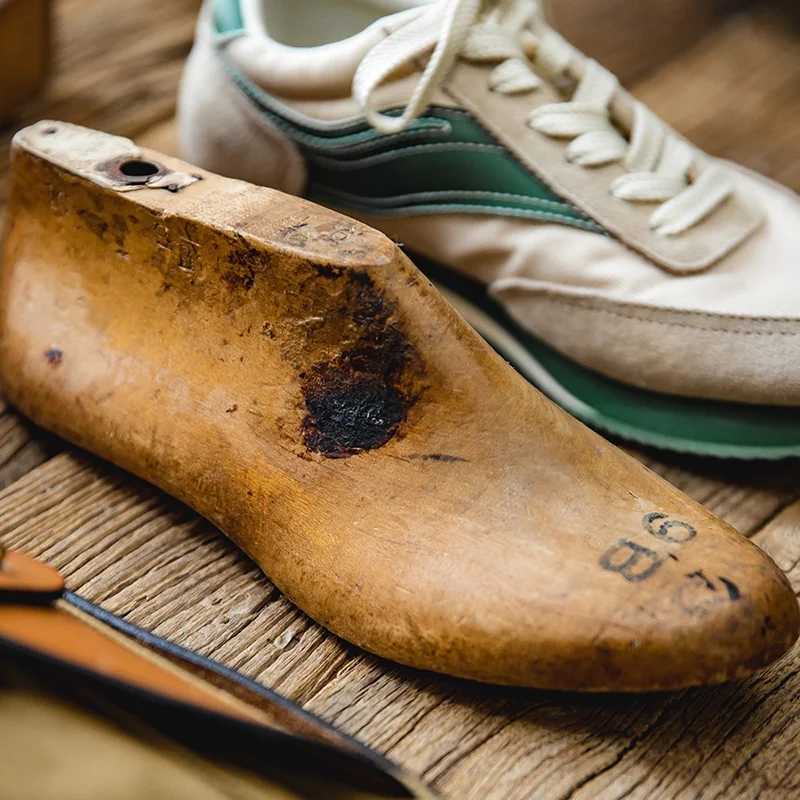 Made New Green Casual Color-Block Running Shoes Mens Low-Top Lace-up Retro Jogging Shoes Breathable Vintage Street Shoes W250517