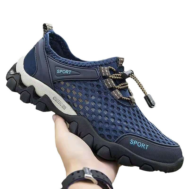 Outdoor new breathable, lightweight, river tracking, comfortable hiking shoes, designer's fashionable beach sports diving shoes