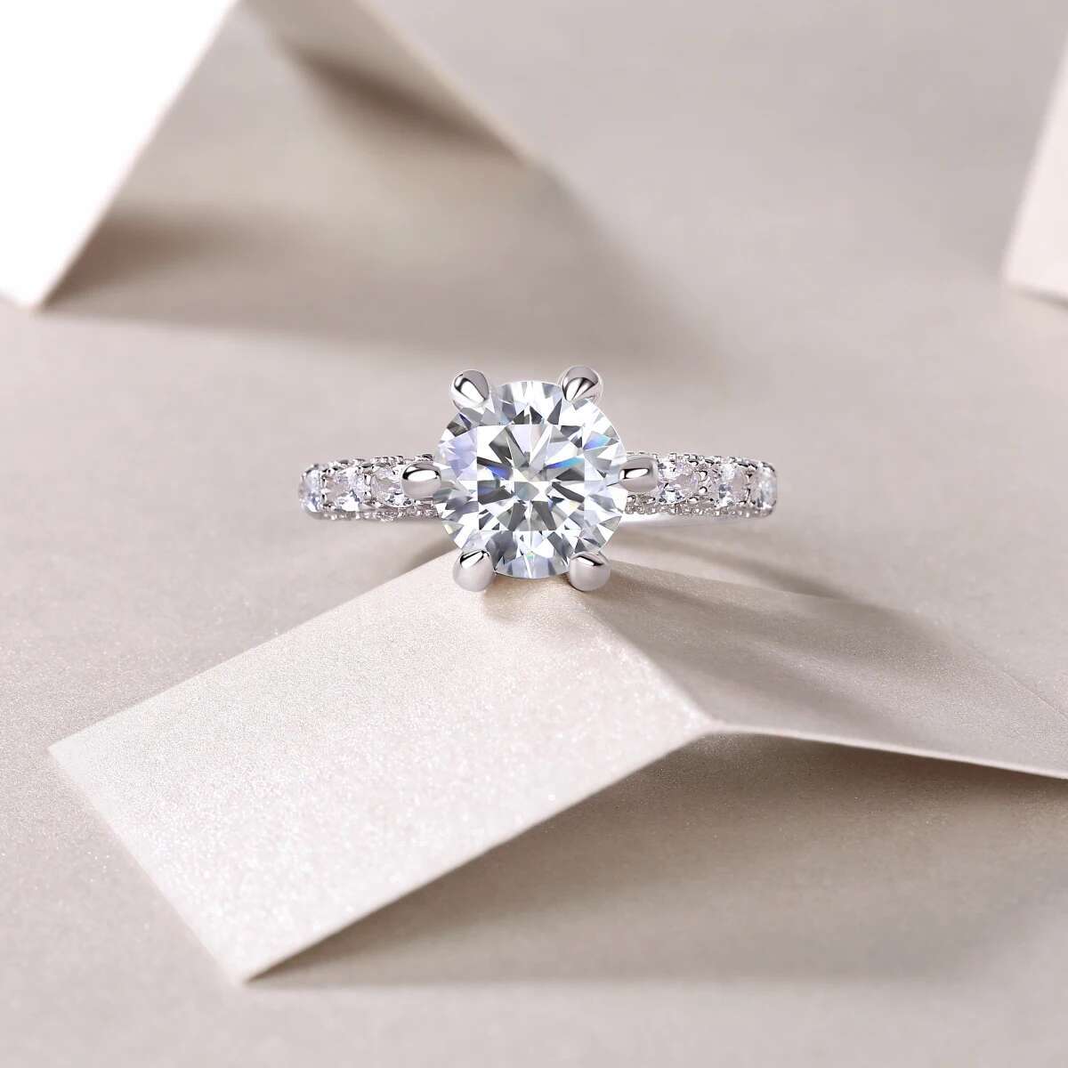 JIUZUAN 1/2/3 Carat Womens Engagement Ring Round Cut Moissanite Ring 925 Sterling Silver Classic Wedding Anniversary Ring