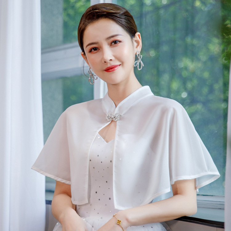 K742 Spring and summer chiffon shawl multi-color ladies wedding dress cheongsam short cape diamond button thin anti-sun photography wholesale