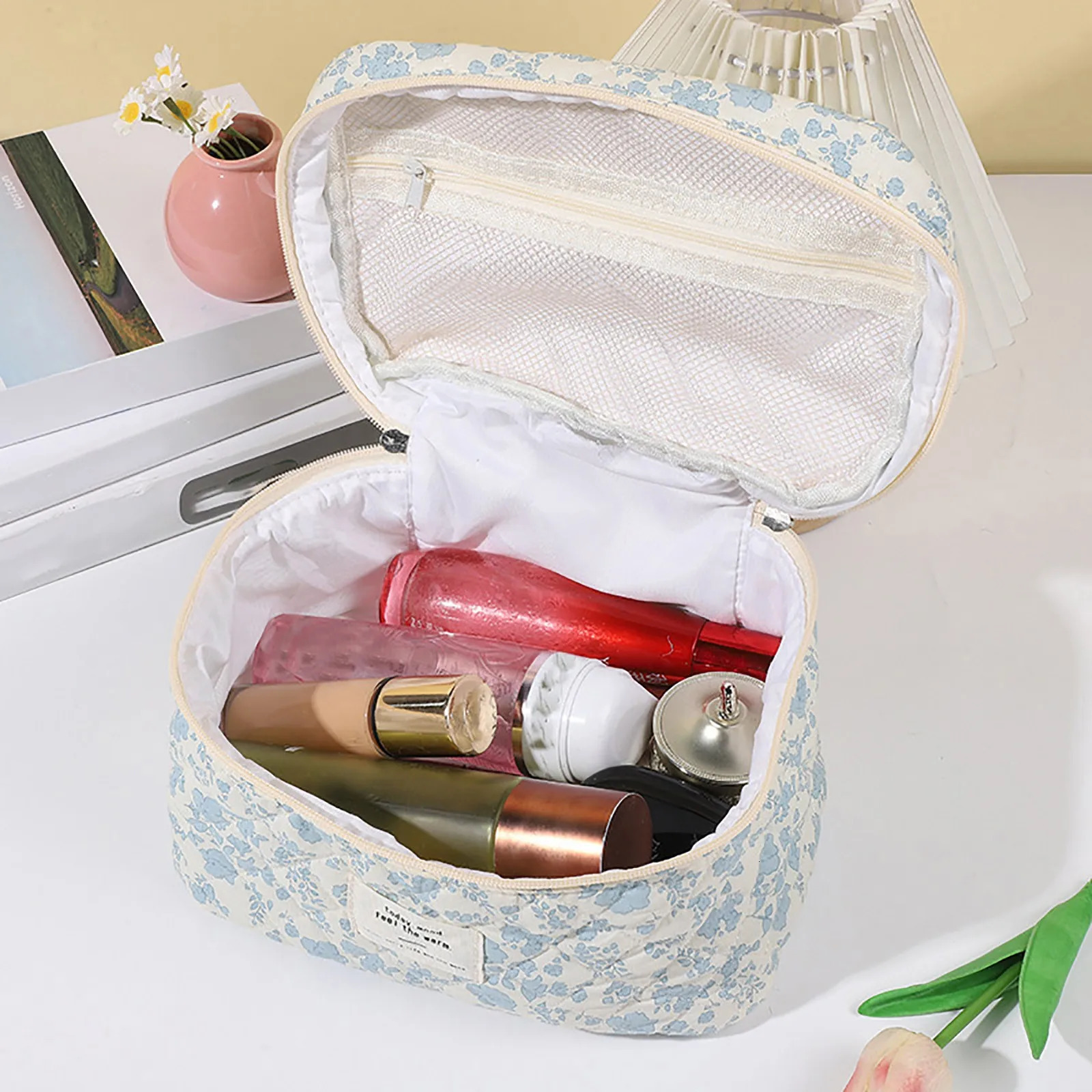 Womens Large Capacity Travel Cosmetic Bag Floral Cotton Toiletries Protable Bag Daily Storage Hand-held Bag 250514