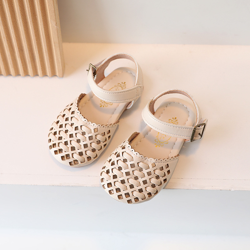 Kids Summer Sandals New Children's Sandals Girls Woven Hollow Fashion Princess Shoes Cutefeet Anti-kicking Flat Soft Bottom Baby Toddler Sandals 