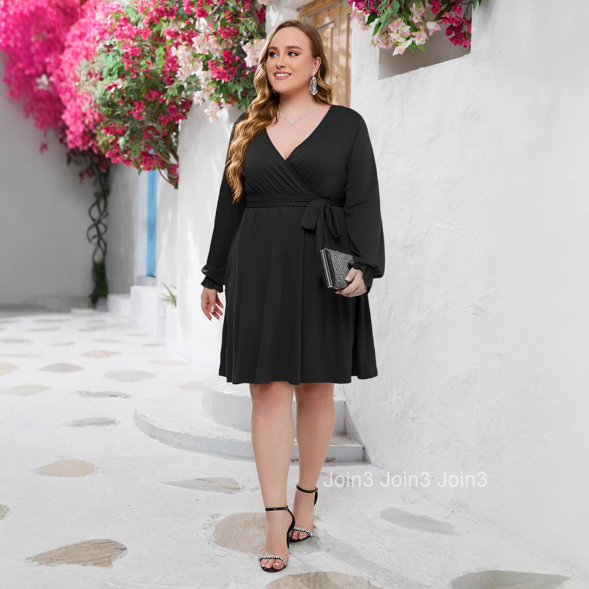 Hot Selling Fashion Temperament Solid Color V-neck Large Dress
