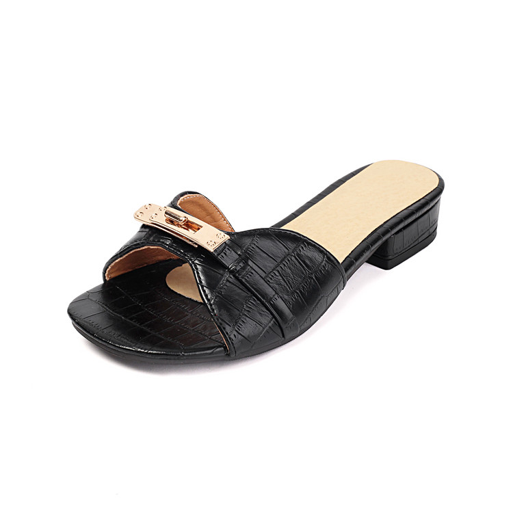 Giant Slimming 2025 French Black Buckle Straight Wearing Flat Bottoms, Semi Trailers, And Summer Slippers For Women