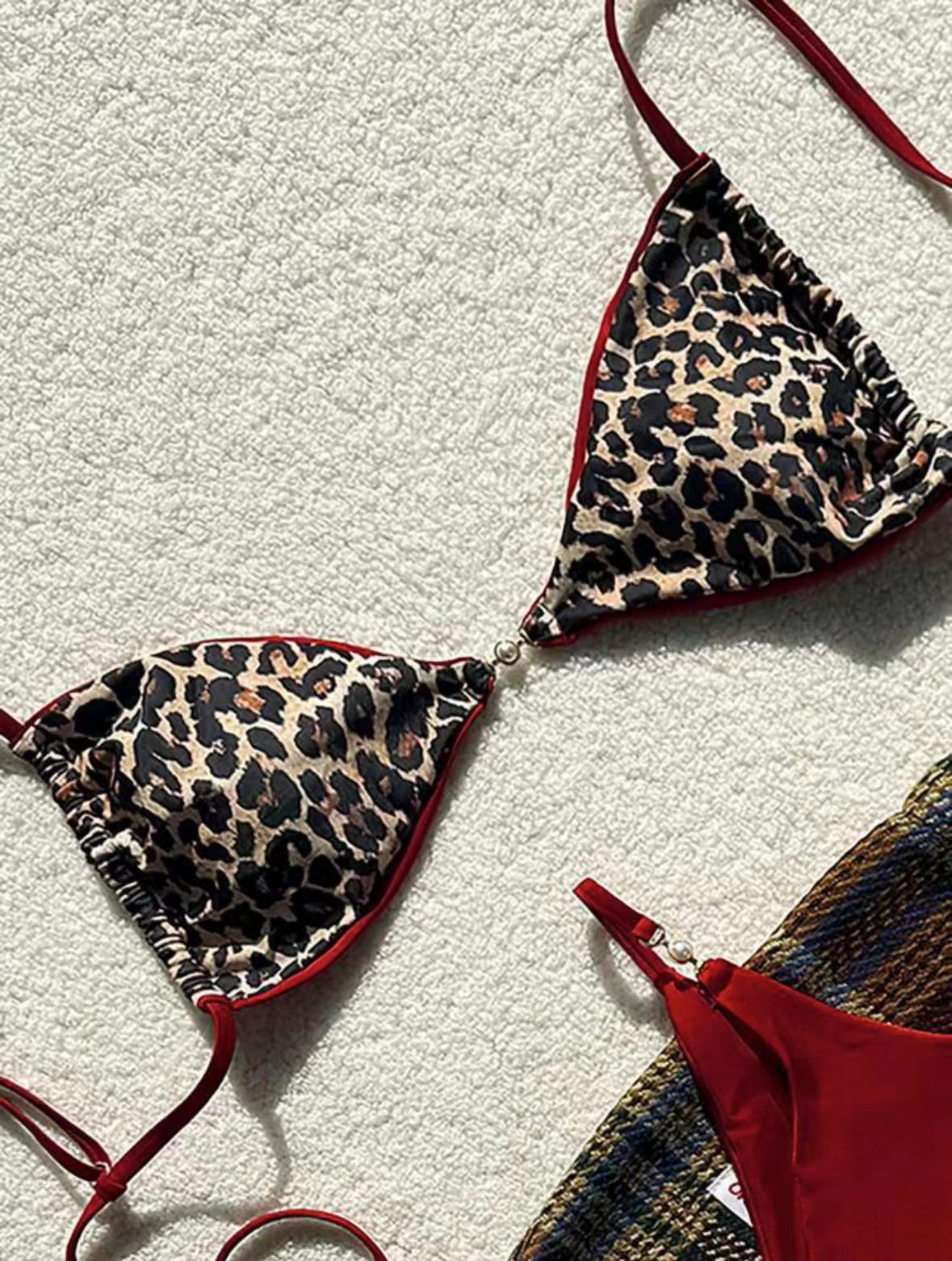 Sexy Leopard Print Bikini Set for Women - Alluring Two-Piece Swimwear