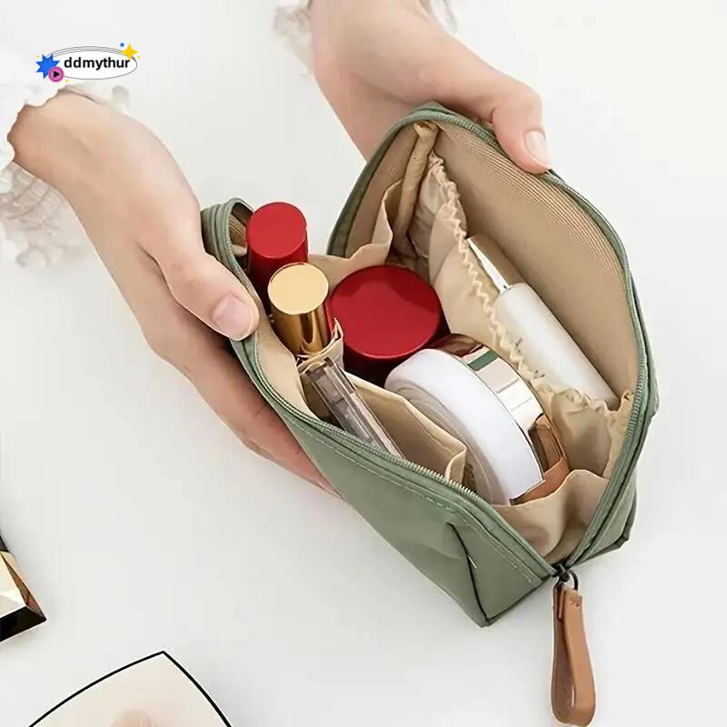 Single lipstick storage bag-zipper travel cosmetic bag,Small clutch bag, suitable for carrying around, lightweight bag ddmythur