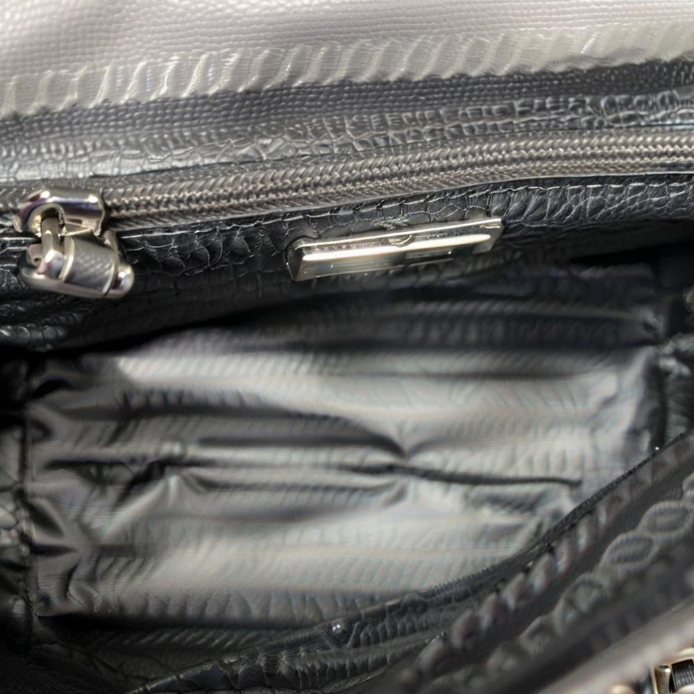 New nylon fabric triangular shoulder bag with large capacity flip cover mailman bag, simple and fashionable, classic and versatile for both men and wo