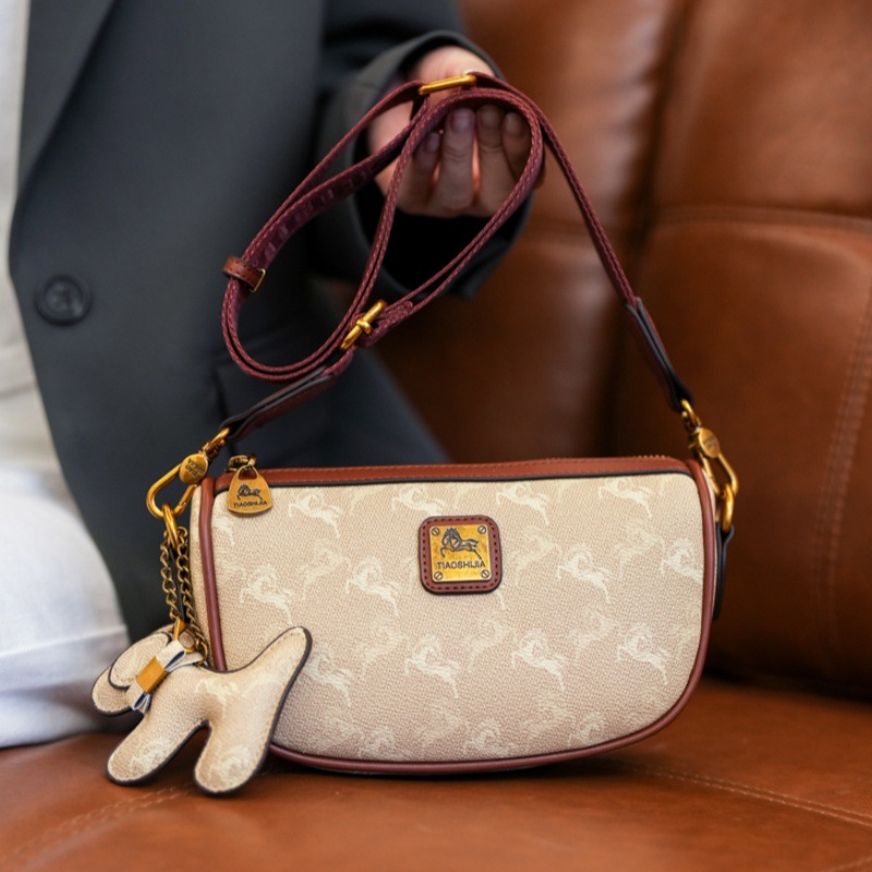 Designer Bag Luxury Bag Designed Crossbody Textured Mini Underarm Shoulder Bag Purse Multi Functional Bohemian Free Shipping