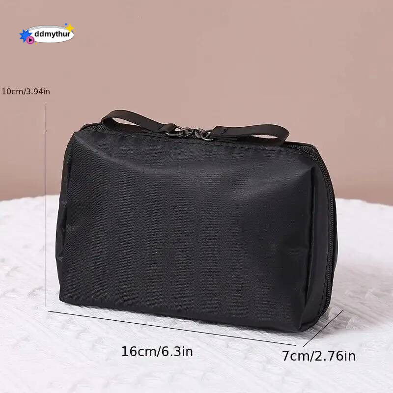 Single lipstick storage bag-zipper travel cosmetic bag,Small clutch bag, suitable for carrying around, lightweight bag ddmythur
